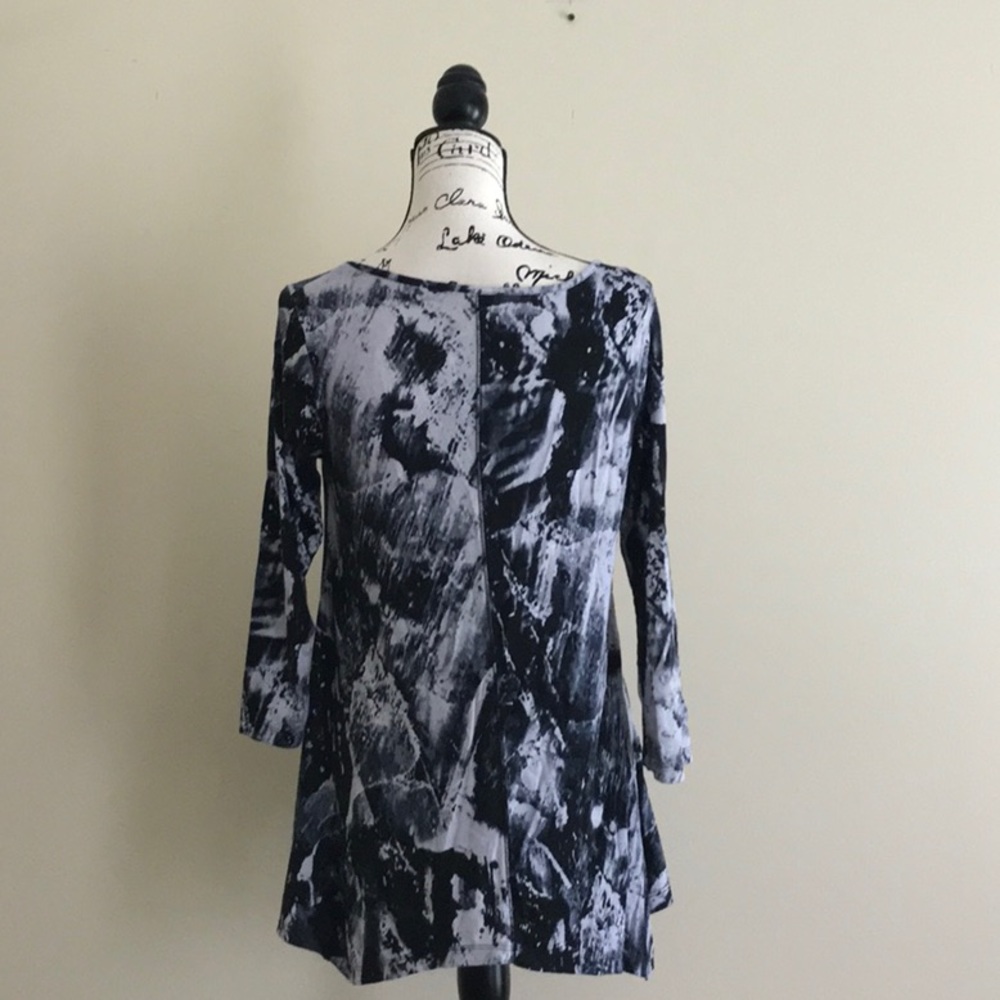 Fluttery tunic - Picture 4 of 7